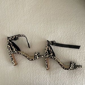 White cheeta print pony hair heels!!